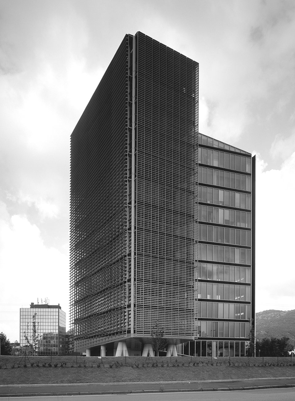 Inarsind_premio_architettura_2010_02-Boschi-Serboli---Edificio-direzionale-Torre-Oberdan_3